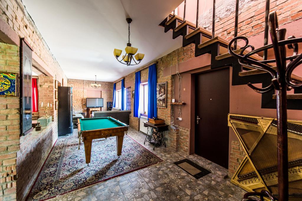 Guest House 15 Казбеги Екстериор снимка